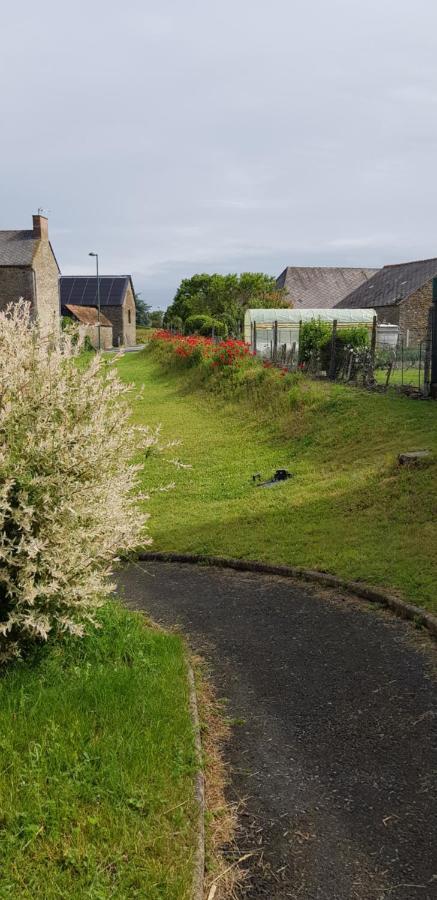 Gite Lucian Mont-Saint-Michel Moidrey エクステリア 写真